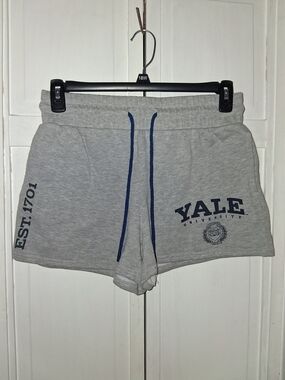 Yale University Women's Athletic Shorts in Light Gray
